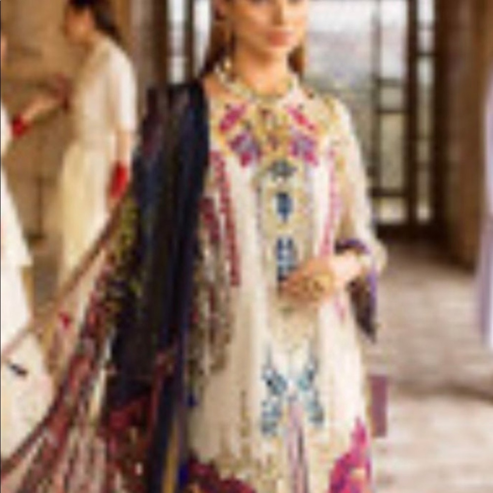 Pakistani dresses new size medium
